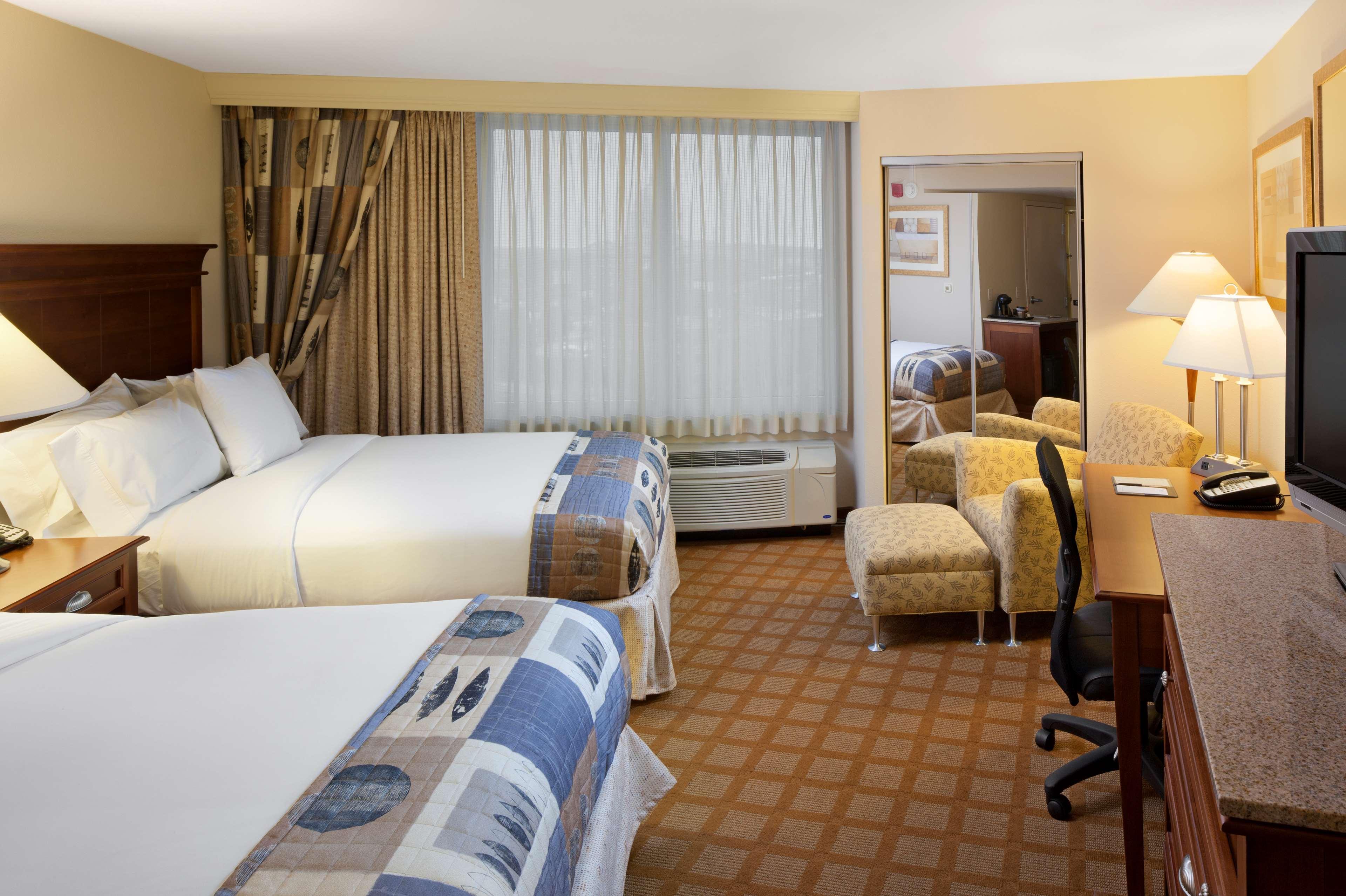Doubletree By Hilton Jefferson City Habitación foto