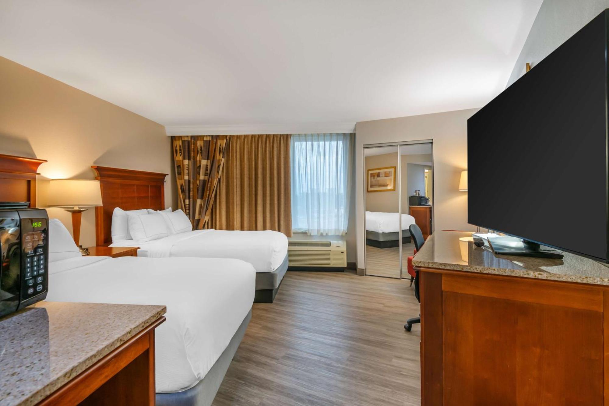 Doubletree By Hilton Jefferson City Exterior foto